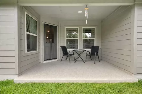 Exterior - 2042 Rock Ridge Ave, Bryan, TX 77807 photo 3 of 4