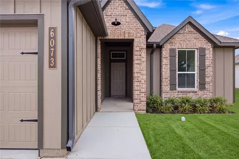 Exterior - 6073 Badger St, Bryan, TX 77807 photo 3 of 4