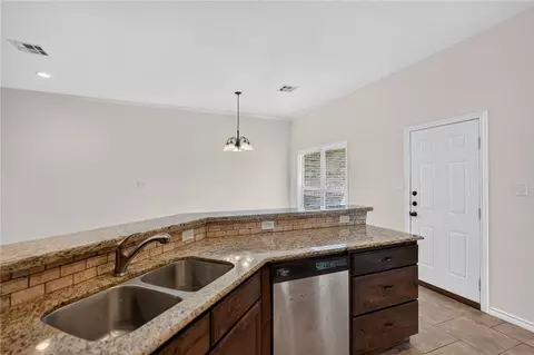 4001 Golden Eagle Dr, Bryan, TX 77808 photo 35