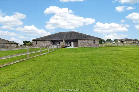 4001 Golden Eagle Dr, Bryan, TX 77808 photo 20