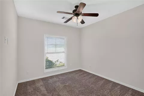 4001 Golden Eagle Dr, Bryan, TX 77808 photo 28