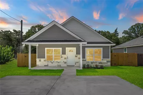 1913 Marshall Ave, Bryan, TX 77803 photo 3