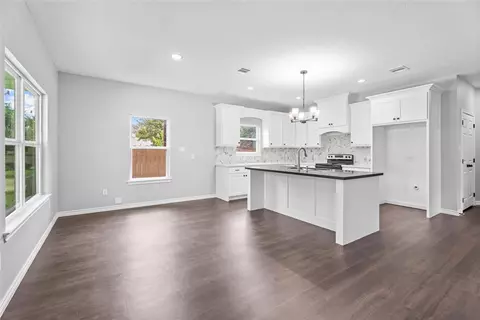1913 Marshall Ave, Bryan, TX 77803 photo 13