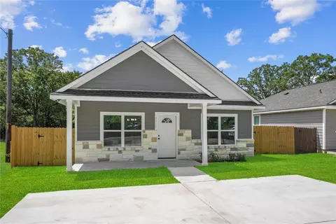 1913 Marshall Ave, Bryan, TX 77803 photo 5