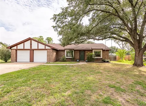 1803 Southwood Dr, College Station, TX 77840