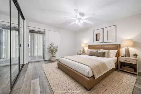2100 Windsor Drive 13, Bryan, TX 77802 photo 6