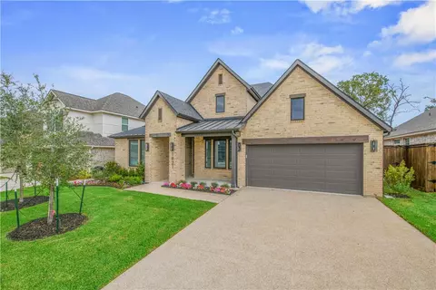 1821 Register Ct, College Station, TX 77845