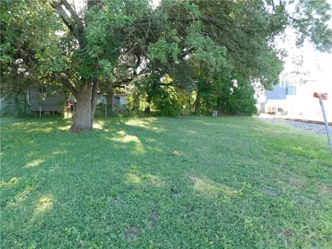 402 Ash St, Bryan, TX 77803