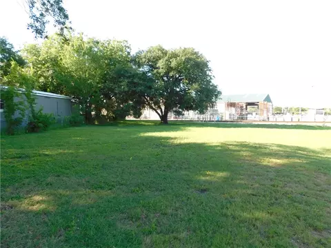 402 Ash St, Bryan, TX 77803 photo 6