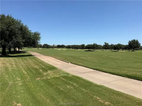4721 Concordia Dr, Bryan, TX 77802 photo 29