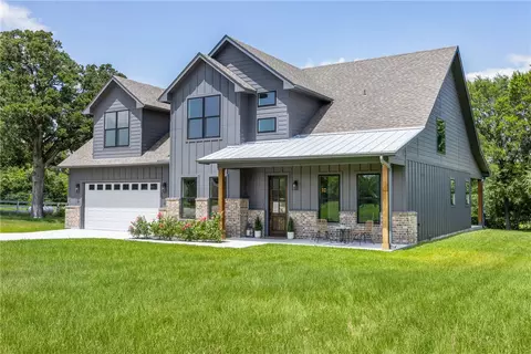 13291 Hopes Creek Rd, College Station, TX 77845