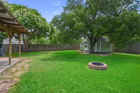 Exterior - 901 E North Ave, Bryan, TX 77802 photo 6 of 6