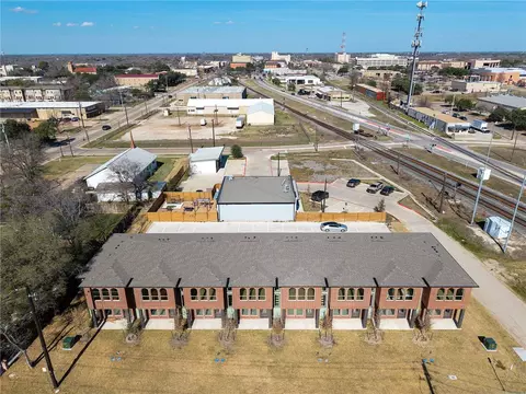 View/Area - 100 33rd W, Bryan, TX 77803 photo 1 of 1