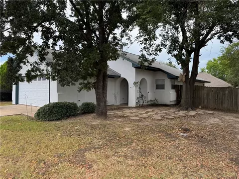 3700 Marielene Cir, College Station, TX 77845