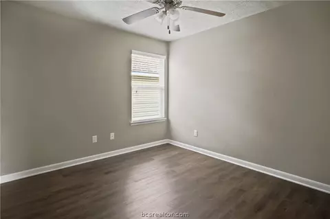 Bedroom - 2000 Shimla Dr, Bryan, TX 77807 photo 2 of 2