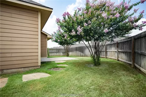 Exterior - 2000 Shimla Dr, Bryan, TX 77807 photo 3 of 4