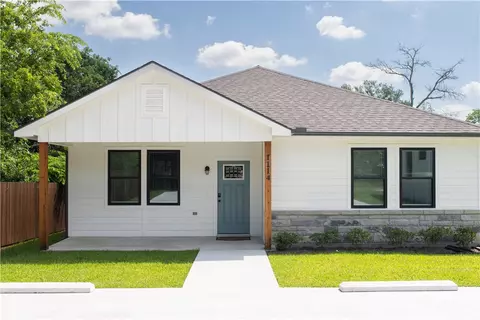 Exterior - 1114 1116 East 25th St, Bryan, TX 77803 photo 2 of 3