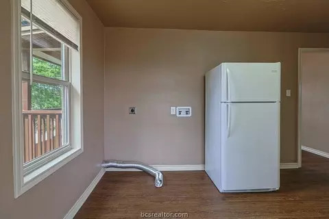 605-607 E Pease St, Bryan, TX 77803 photo 6
