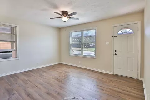 605-607 E Pease St, Bryan, TX 77803 photo 14
