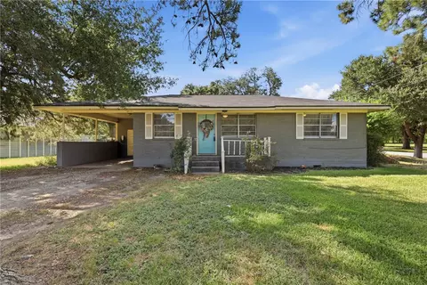 1425 E Collard St, Madisonville, TX 77864