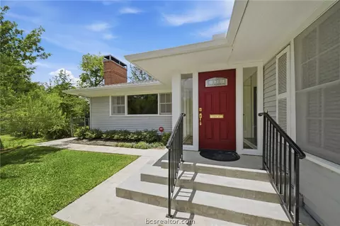 Exterior - 308 Brookside Dr E, Bryan, TX 77801 photo 1 of 10