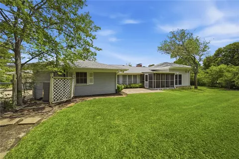 Exterior - 308 Brookside Dr E, Bryan, TX 77801 photo 8 of 10