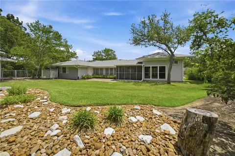 Exterior - 308 Brookside Dr E, Bryan, TX 77801 photo 10 of 10
