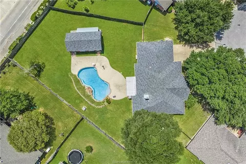 602 Aster Dr, College Station, TX 77845