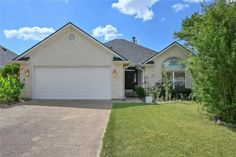 107 Hartford Dr, College Station, TX 77845