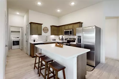 2846 Messenger Way, Bryan, TX 77803 photo 6