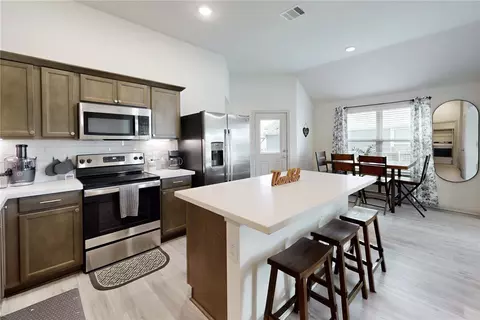 2846 Messenger Way, Bryan, TX 77803 photo 7