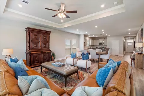 6303 Raleigh Dr, College Station, TX 77845