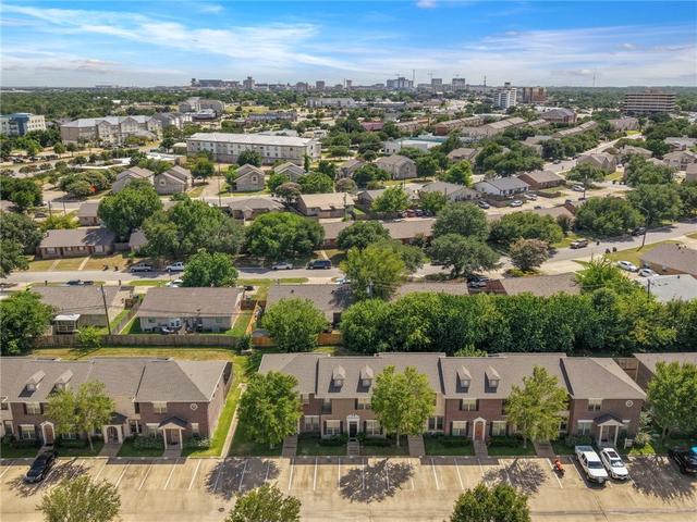 114 Forest Dr, College Station, TX 77840