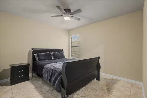Bedroom - 2026 Mountain Wind Loop, Bryan, TX 77807 photo 4 of 5