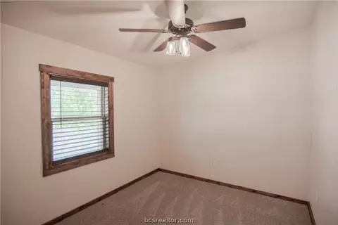 Bedroom - 11696 Long Trussel Rd, Bryan, TX 77808 photo 3 of 7