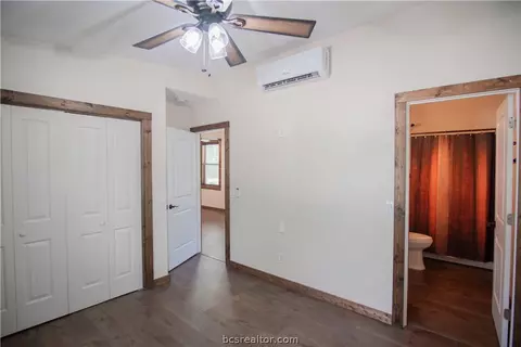 Bedroom - 11696 Long Trussel Rd, Bryan, TX 77808 photo 7 of 7