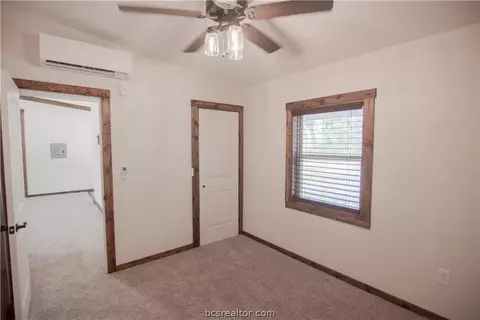 Bedroom - 11696 Long Trussel Rd, Bryan, TX 77808 photo 2 of 7