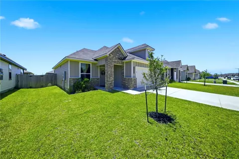 Exterior - 1925 Chief St, Bryan, TX 77807 photo 2 of 6