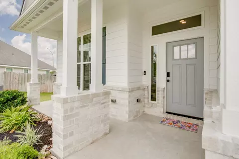 Exterior - 3105 Tarleton Ct, Bryan, TX 77808 photo 4 of 11