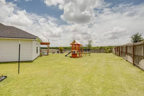 Exterior - 3105 Tarleton Ct, Bryan, TX 77808 photo 8 of 11