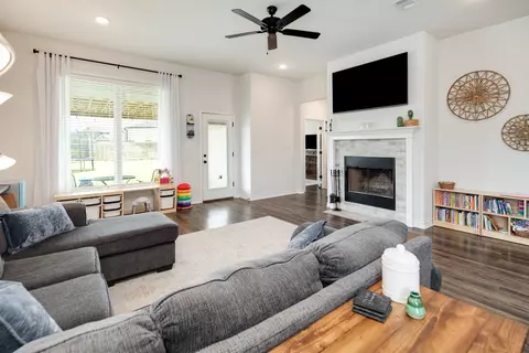 Living - 3105 Tarleton Ct, Bryan, TX 77808 photo 1 of 1