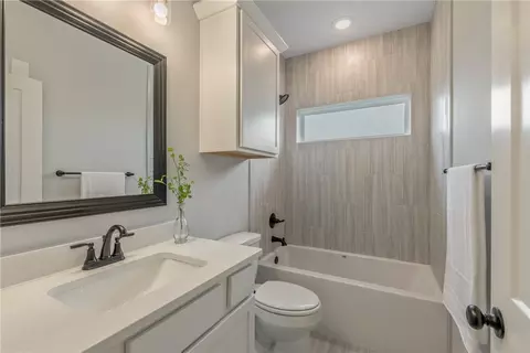 Bath - 2811 Spector Dr, Bryan, TX 77808 photo 1 of 5