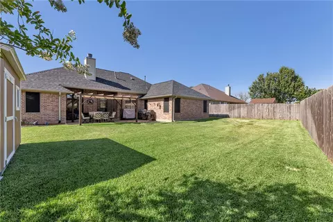 2703 Colony Hills Dr, Bryan, TX 77808