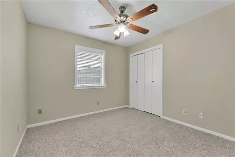 3015 Red Robin Loop, Bryan, TX 77802 photo 13