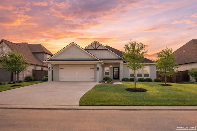 1736 Blanco Bend Dr, College Station, TX 77845
