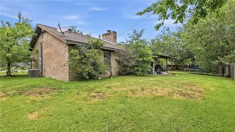Exterior - 3901 Oak Bend Dr, Bryan, TX 77802 photo 5 of 5