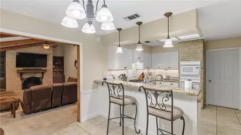 Kitchen - 3901 Oak Bend Dr, Bryan, TX 77802 photo 3 of 8