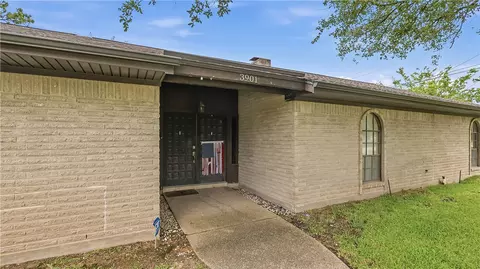 Exterior - 3901 Oak Bend Dr, Bryan, TX 77802 photo 4 of 5