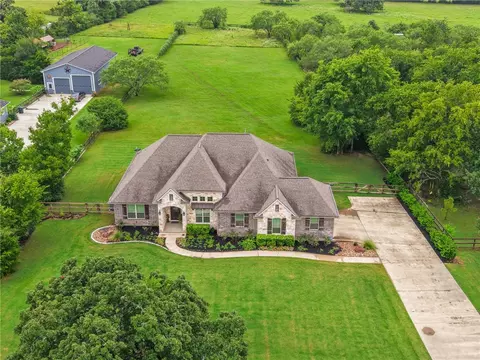 8527 Green Branch Loop, Bryan, TX 77808 photo 2