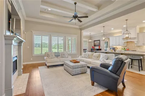 8527 Green Branch Loop, Bryan, TX 77808 photo 3